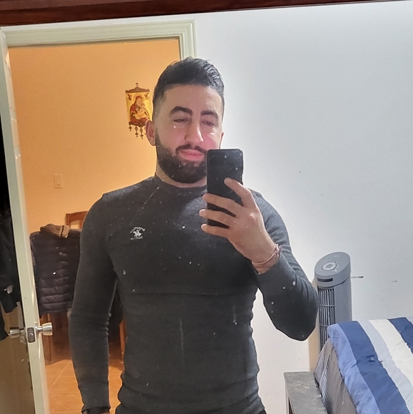 Meet your Posher, Oliver - Picture 1 of 2